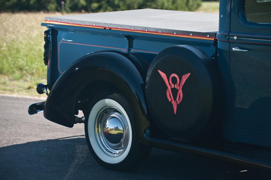  Ford Custom Pickup Truck 1940 года  (фото 14 из 26)
